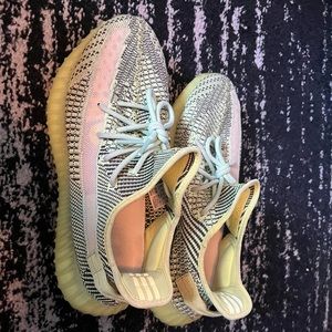 Yeezy boost 350 size 10.5